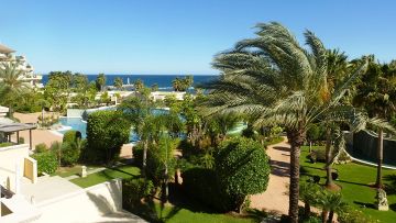 STILLSCHWEIGENDE AKZEPTANZ DER URBANISIERUNG DURCH DIE GEMEINDEN