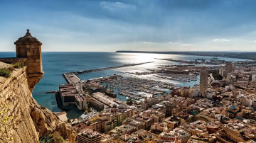 Это двенадцать городов с самым большим количеством солнца в Испании