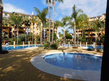 Beachside groundfloor apartment, San Pedro de Alcantara Resale Costa Del Sol