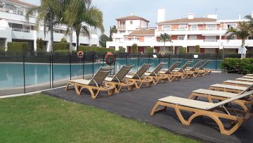 Na sprzedaż: Oszałamiający apartament z 2 sypialniami w Cortijo del Mar Resort Odsprzedaż Costa Del Sol