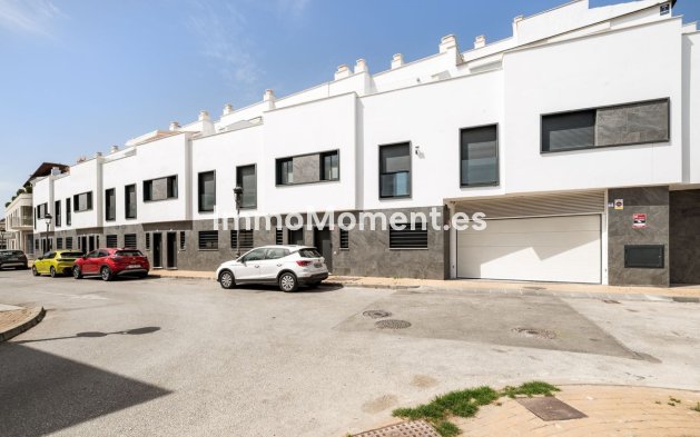 Adosado - Reventa - Estepona  - Cancelada