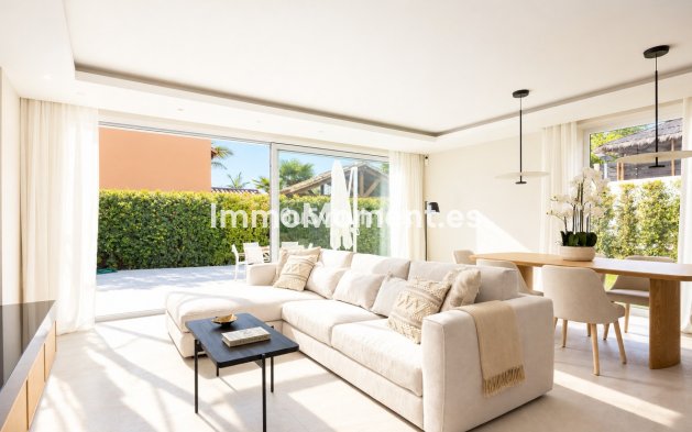 Adosado - Reventa - Estepona  - Estepona Centro