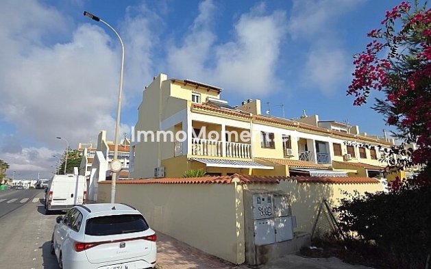 Adosado - Reventa - Torrevieja - La Mata
