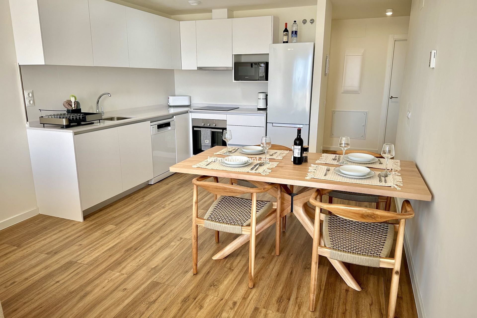 Alquiler a corto plazo - Apartamento - Estepona  - Valle Romano