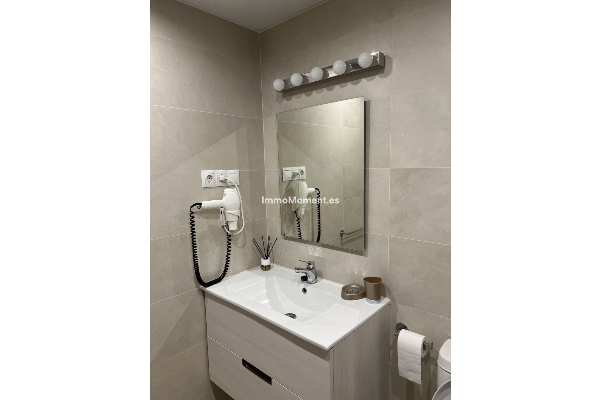 Alquiler a corto plazo - Apartamento - Marbella - Nueva Andalucía