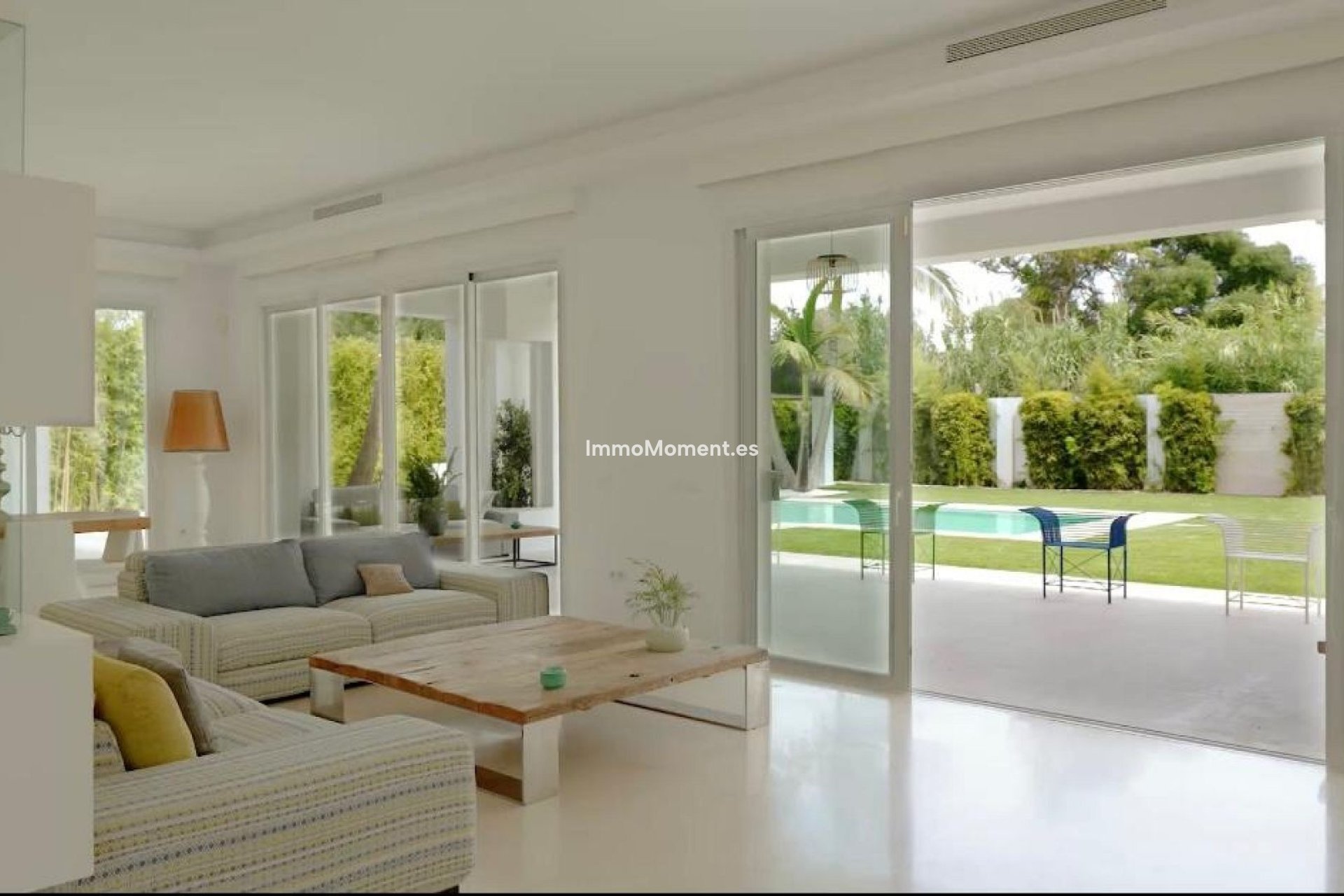 Alquiler a corto plazo - Villa independiente - Marbella - Guadalmina Baja