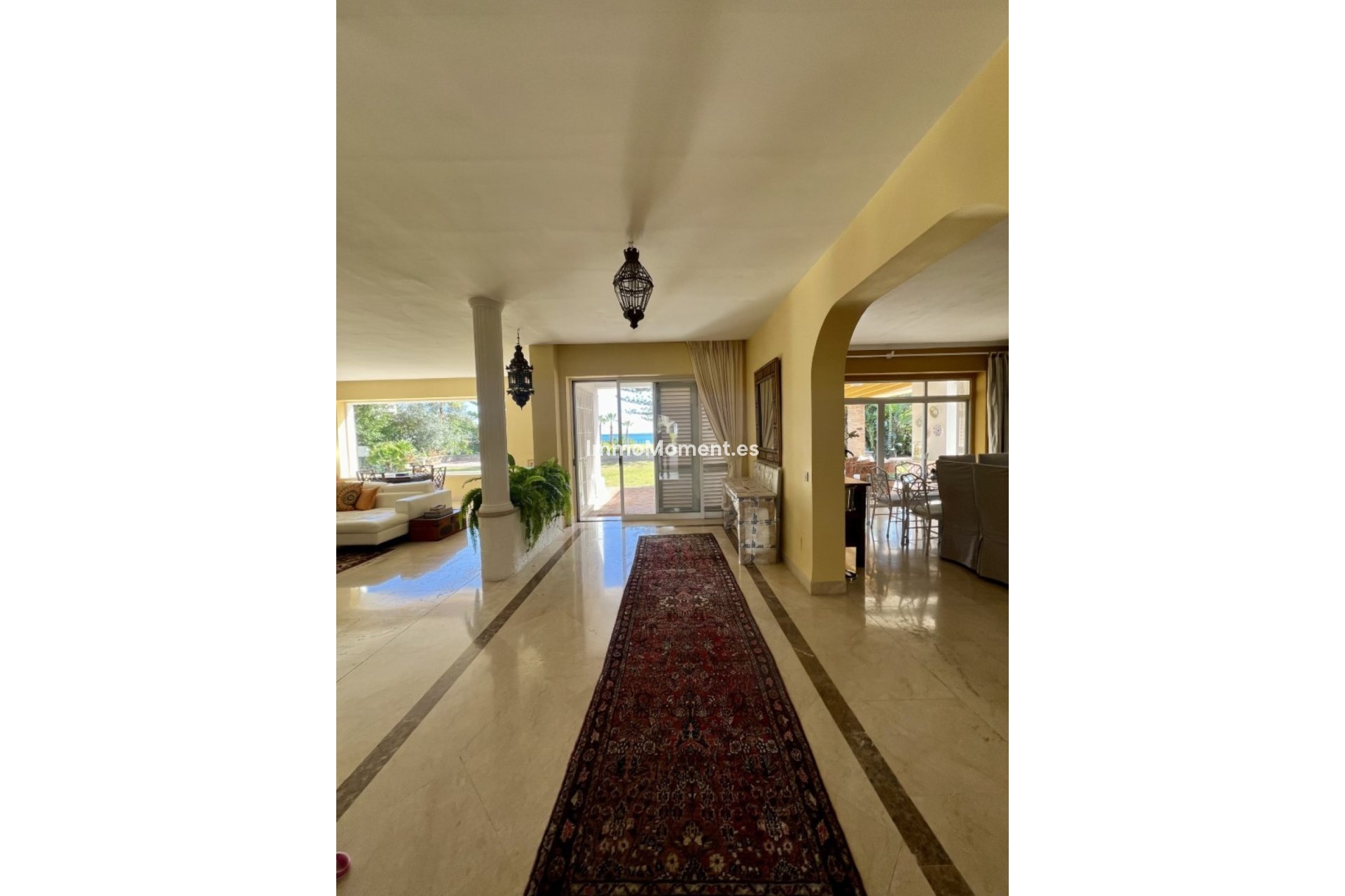 Alquiler a corto plazo - Villa independiente - Marbella - Guadalmina Baja