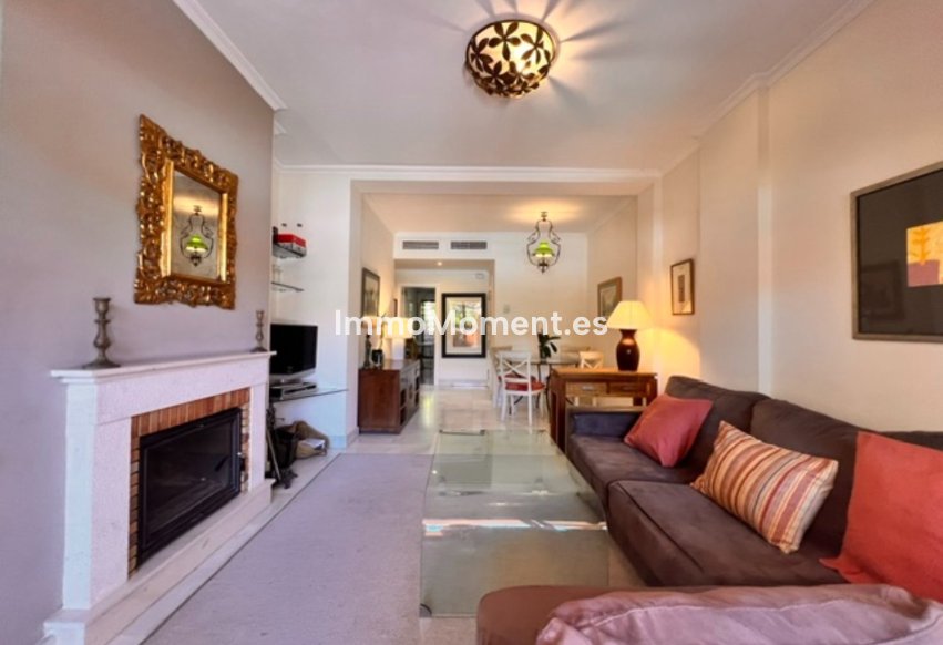 Alquiler a largo plazo - Apartamento - Estepona  - Hacienda del Sol