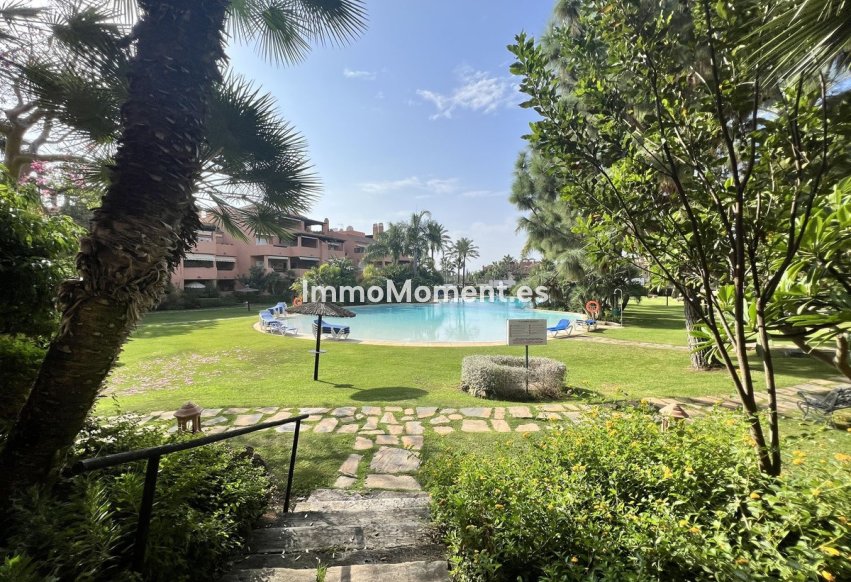 Alquiler a largo plazo - Apartamento - Marbella - Guadalmina Baja