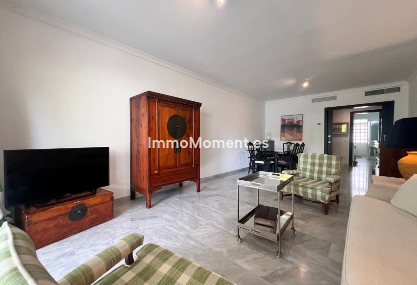 Alquiler a largo plazo - Apartamento - Marbella - Guadalmina Baja