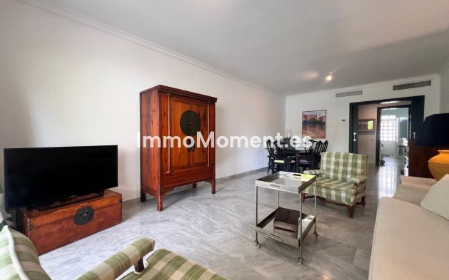 Apartamento - Alquiler a largo plazo - Marbella - IMR157
