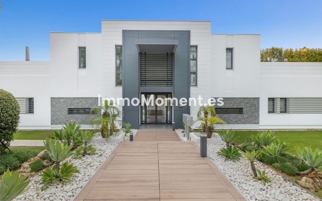 Apartamento - Reventa - Benahavís - Benahavís Centro