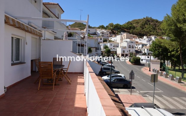 Apartamento - Reventa - Benahavís - Benahavís Centro