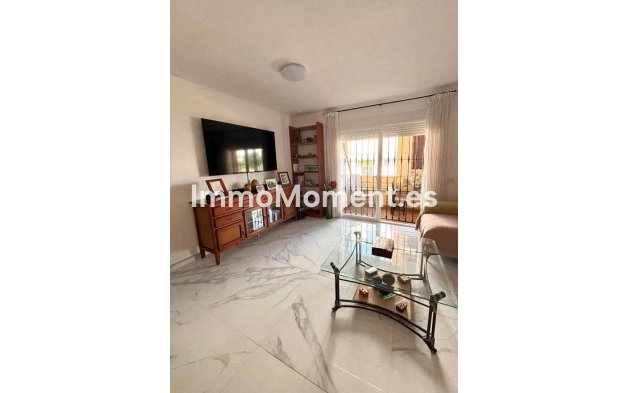Apartamento - Reventa - Estepona  - Cancelada
