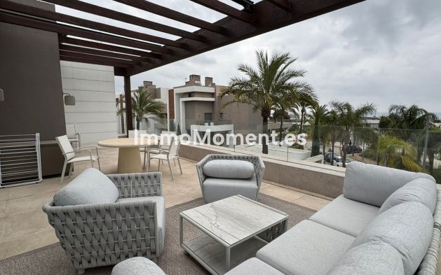 Apartamento - Reventa - Estepona  - Cancelada