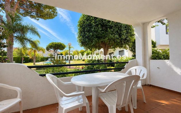 Apartamento - Reventa - Estepona  - Costalita