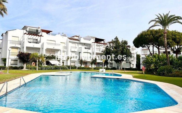 Apartamento - Reventa - Estepona  - Costalita