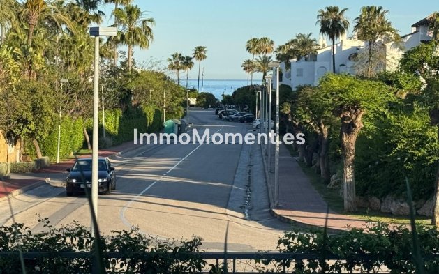 Apartamento - Reventa - Estepona  - Costalita