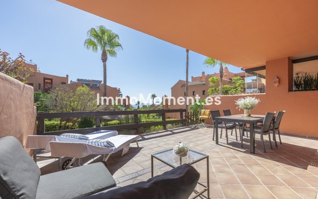 Apartamento - Reventa - Estepona  - Estepona Centro