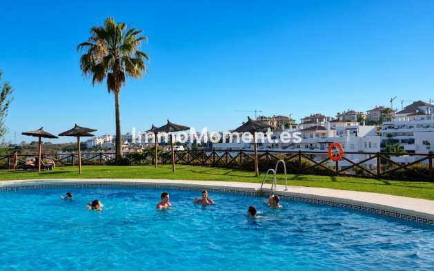 Apartamento - Reventa - Estepona  - Estepona Centro