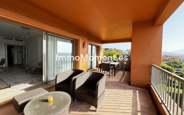 Apartamento - Reventa - Estepona  - Estepona Centro