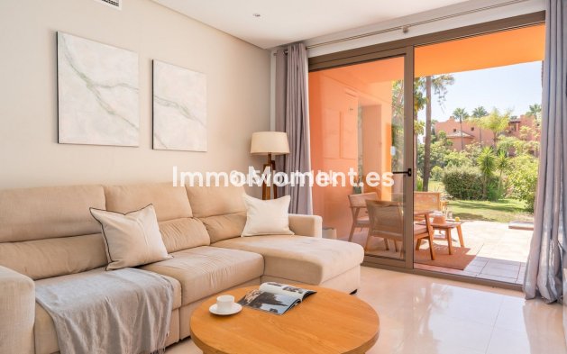 Apartamento - Reventa - Estepona  - Estepona Centro