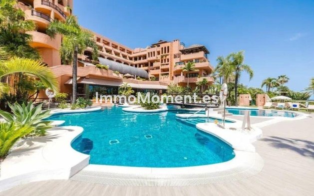 Apartamento - Reventa - Estepona  - Estepona Centro