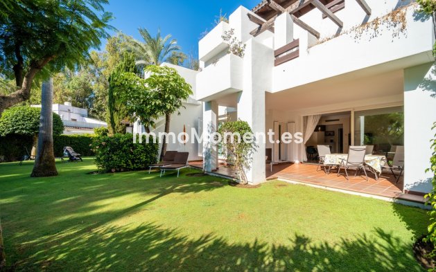 Apartamento - Reventa - Estepona  - Estepona Centro