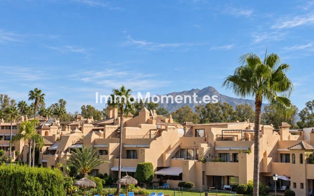 Apartamento - Reventa - Estepona  - Estepona Centro