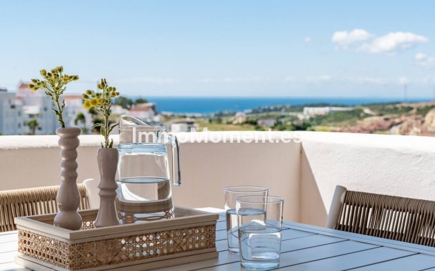Apartamento - Reventa - Estepona  - Estepona Centro