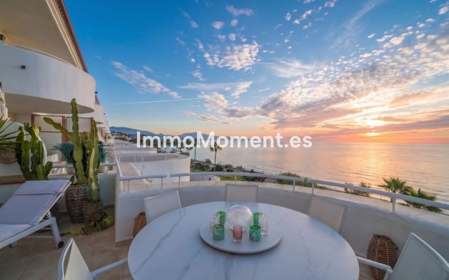 Apartamento - Reventa - Estepona  - Estepona Centro