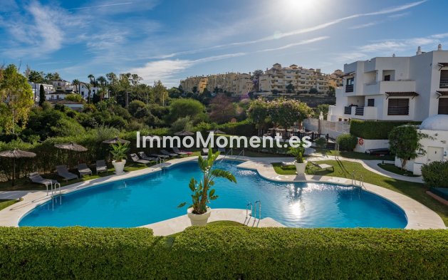 Apartamento - Reventa - Estepona  - Estepona Centro