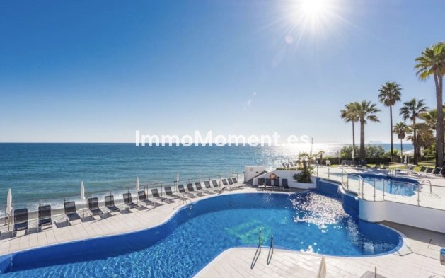 Apartamento - Reventa - Estepona  - Estepona Centro