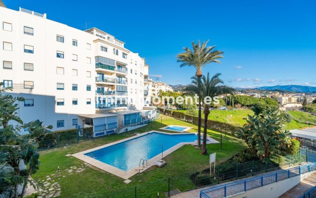 Apartamento - Reventa - Estepona  - Estepona Centro