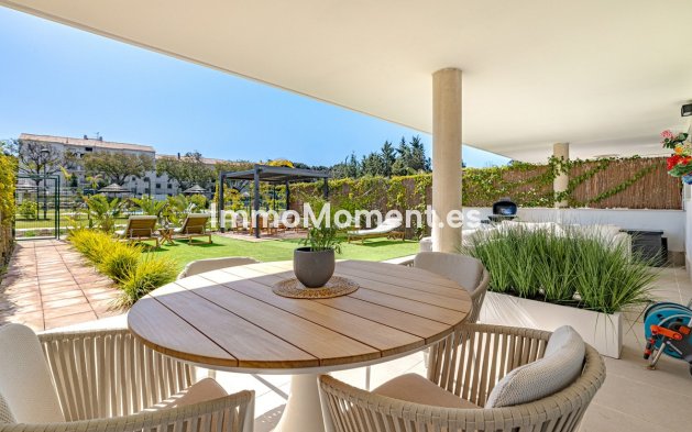 Apartamento - Reventa - Estepona  - Estepona Centro