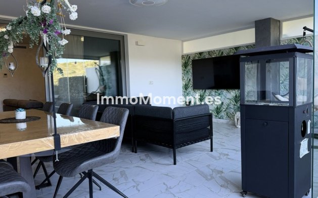 Apartamento - Reventa - Estepona  - Estepona Centro