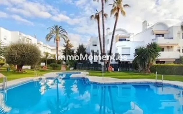 Apartamento - Reventa - Estepona  - Estepona Centro