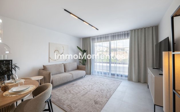 Apartamento - Reventa - Estepona  - Estepona Centro