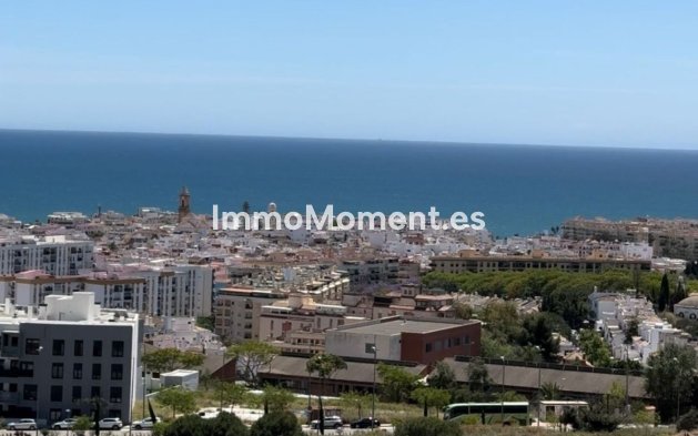 Apartamento - Reventa - Estepona  - Estepona Centro
