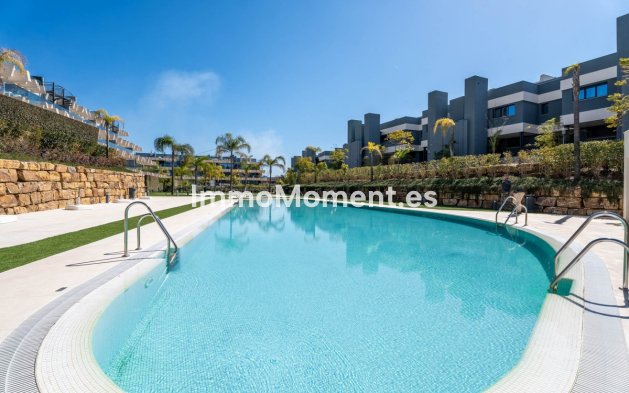 Apartamento - Reventa - Estepona  - Estepona Centro