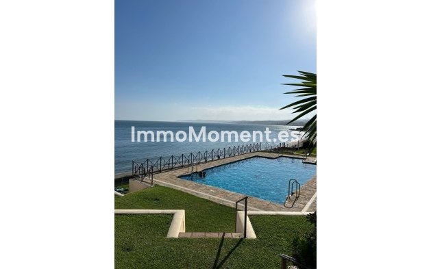 Apartamento - Reventa - Estepona  - Estepona Centro