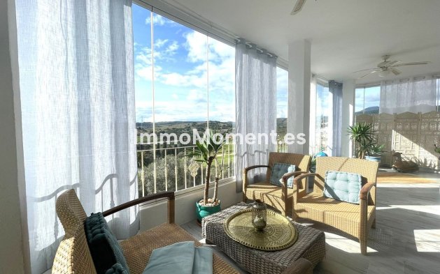 Apartamento - Reventa - Estepona  - Estepona Centro