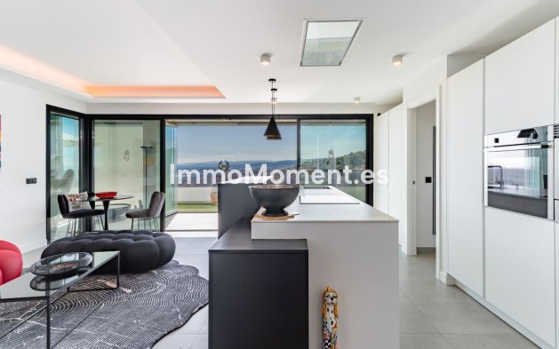 Apartamento - Reventa - Estepona  - Estepona Centro