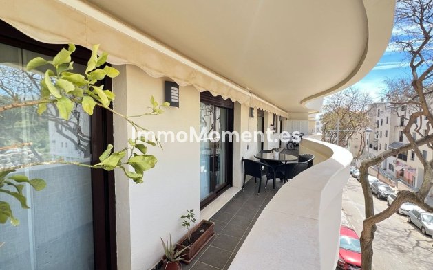 Apartamento - Reventa - Estepona  - Estepona Centro