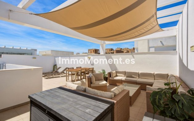 Apartamento - Reventa - Estepona  - Estepona Centro