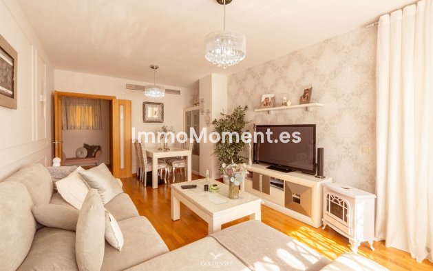 Apartamento - Reventa - Estepona  - Estepona Centro
