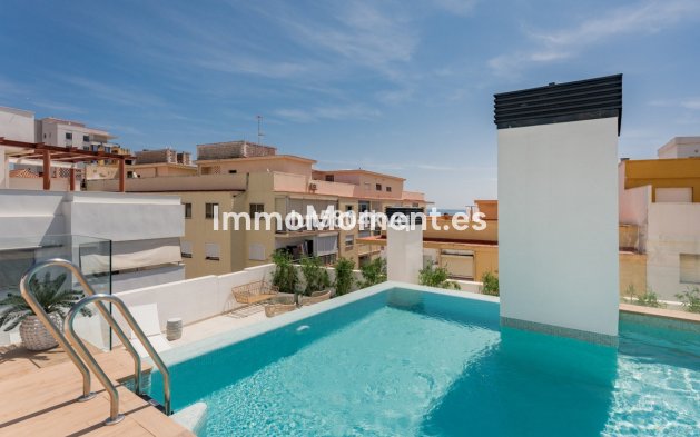 Apartamento - Reventa - Estepona  - Estepona Centro