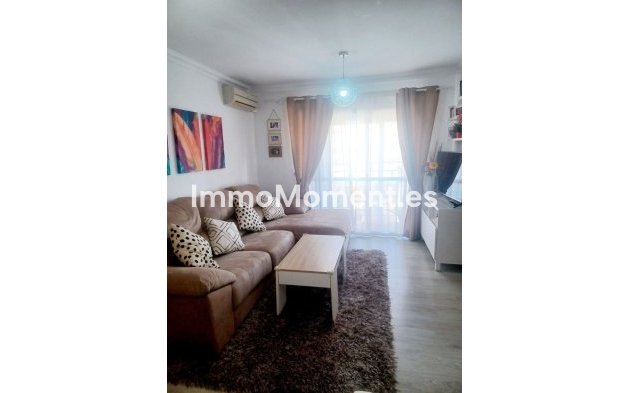 Apartamento - Reventa - Estepona  - Estepona Centro