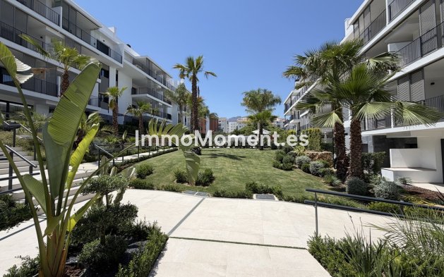 Apartamento - Reventa - Estepona  - Estepona Centro