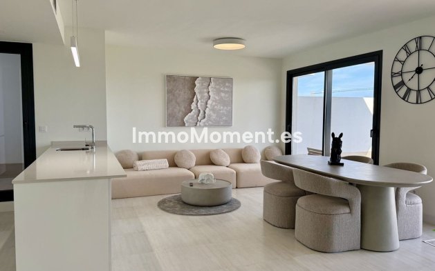 Apartamento - Reventa - Estepona  - Estepona Centro